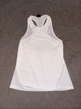 Nike Women’s White Racerback Active Tank Top
